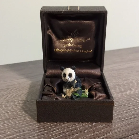 Panda - Picture 2 of 5